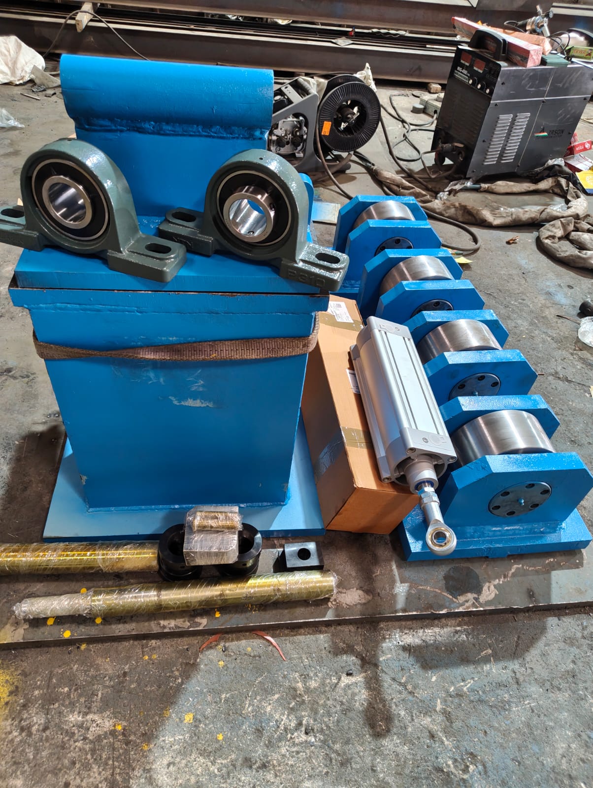 Fix head wheel block assembly